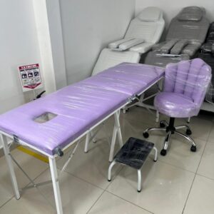 Combo #2 – Kit de Estética Portátil con Camilla, Silla Pétalo y Escalerilla